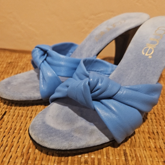 Vintage 1980s Connie Leather Heels - Picture 5 of 12